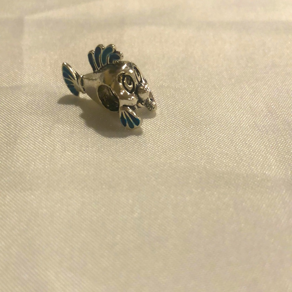 Finding Nemo Flounder Charm